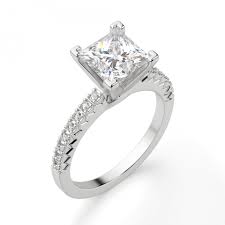 Ring With Princess Cut diamond